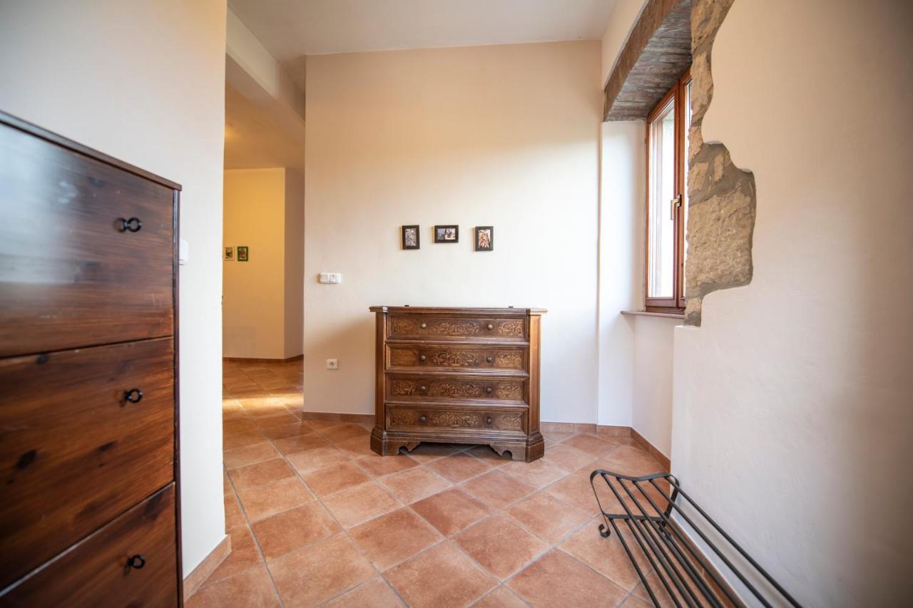 Old Town Studio And Apartment Vrsar Exterior photo